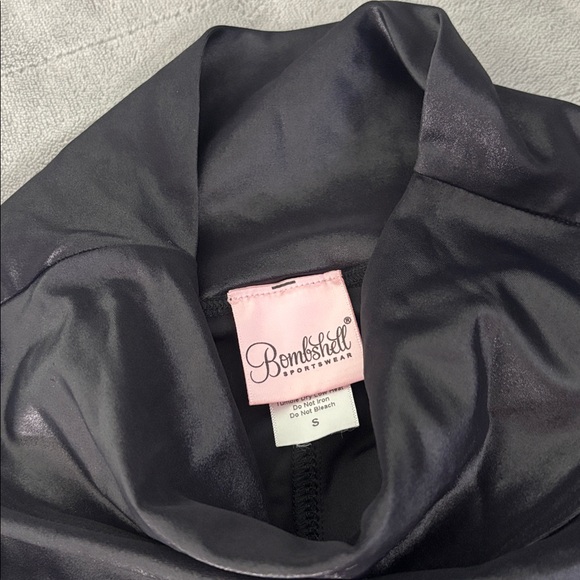 Bombshell Sportswear Shiny Black Leggings - Picture 4 of 8